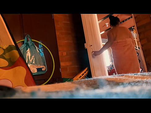 ❤️ ពូដើរតាមខ្ញុំចូលបន្ទប់ទឹក គាត់ថើបខ្ញុំពេលខ្ញុំងូតទឹក។ រឿងអាសអាភាស នៅសិច km.8kpornvids.ru ❤